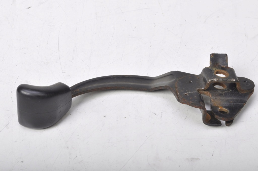 Купити Bmw e24 ручка кронштейн відкривання капот