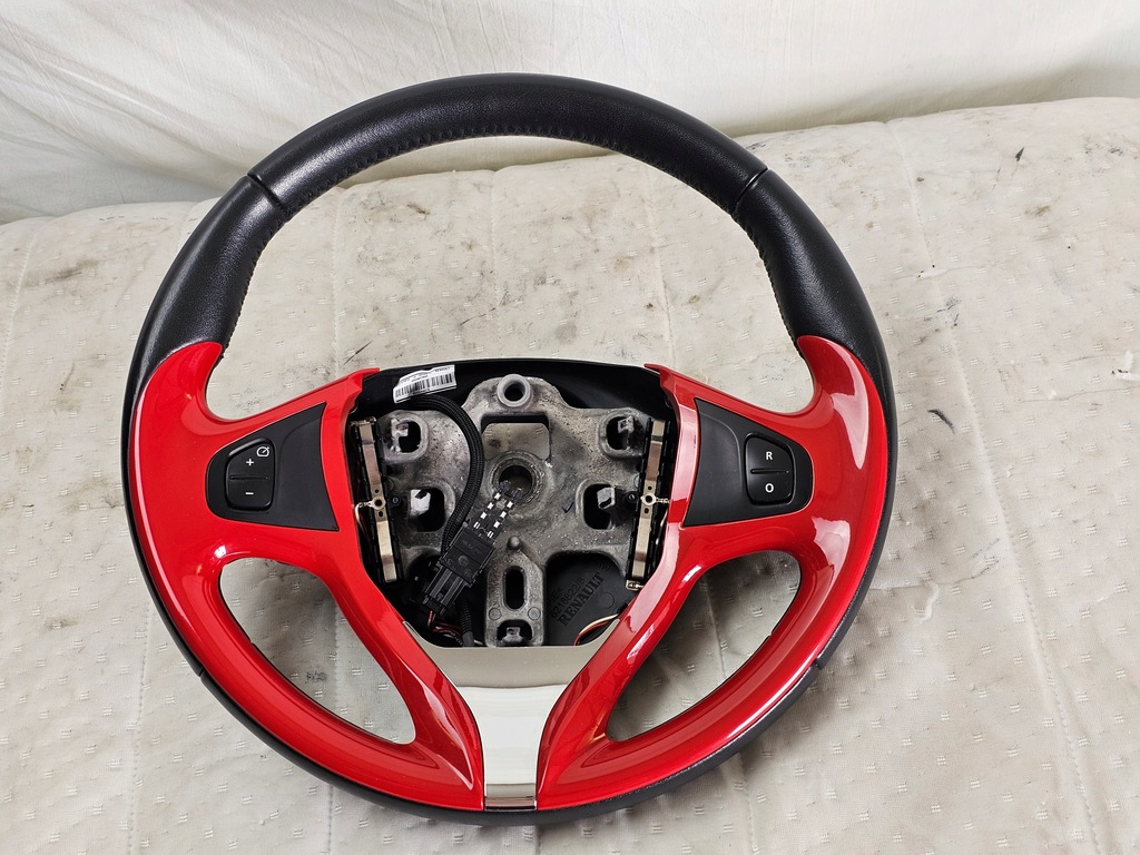 фото №1, Воздуховод мультифункция renault clio iv кожа czerwona r1203