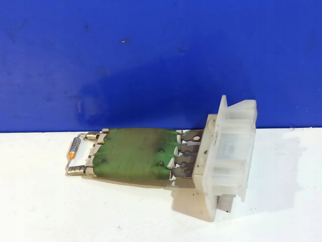 Купити Резистор обігрівача opel vectra c estate interior heater резистор 15082909
