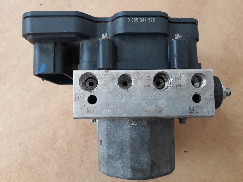 фото №1, Насос abs ford transit mk8 bk31-2c405ae