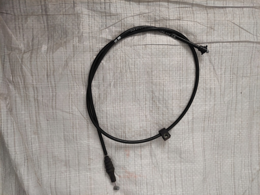 фото №1, Mercedes w205 трос тяга капот a2058800159