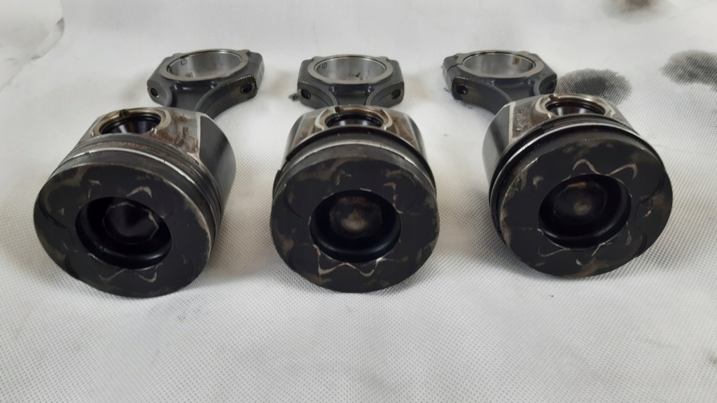 фото №1, Mercedes a klasa w176 1.8 cdi поршень з шатун