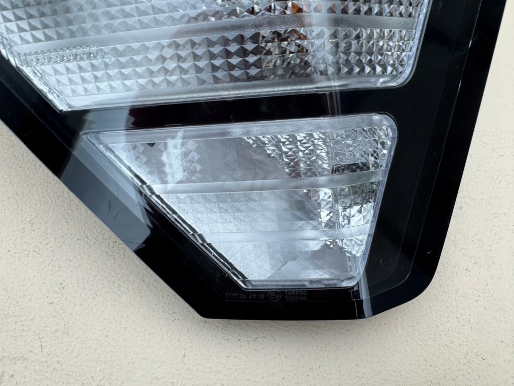 фото №10, Hyundai kona ii 2 23r- лампа правая задняя правый задняя 92406-be0