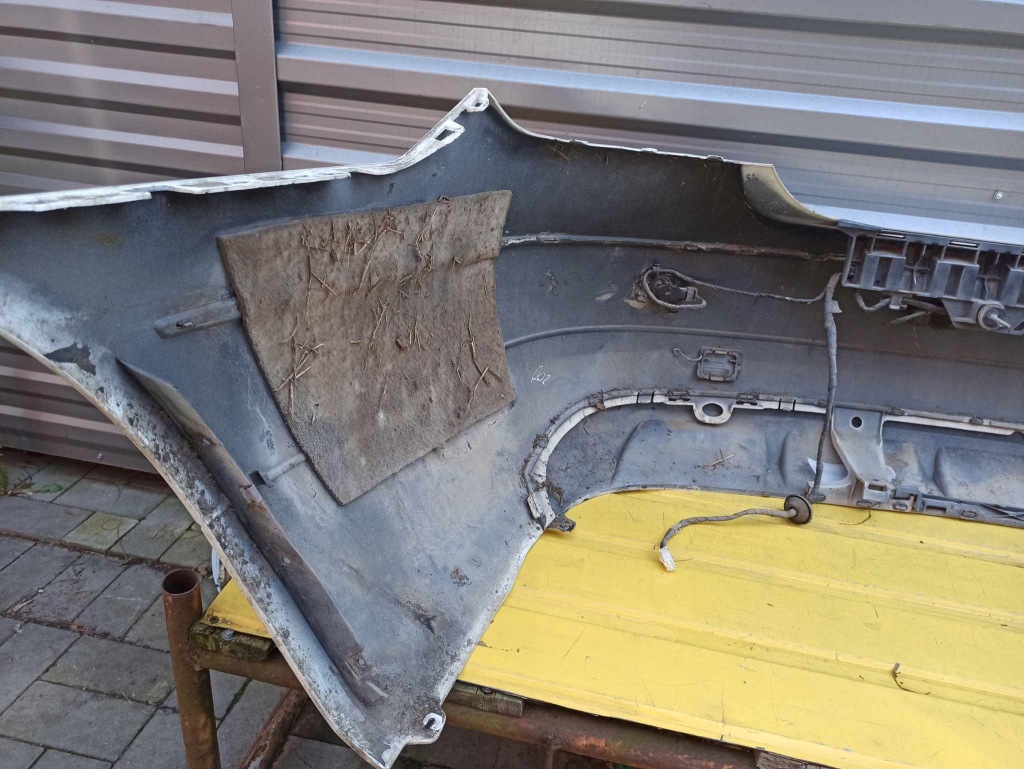 Купити Mercedes w207 бампер задній cabrio 650