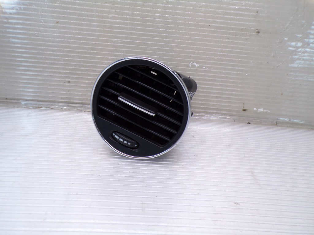 фото №1, Решётка обдув левая mercedes w219 cls 2198300154