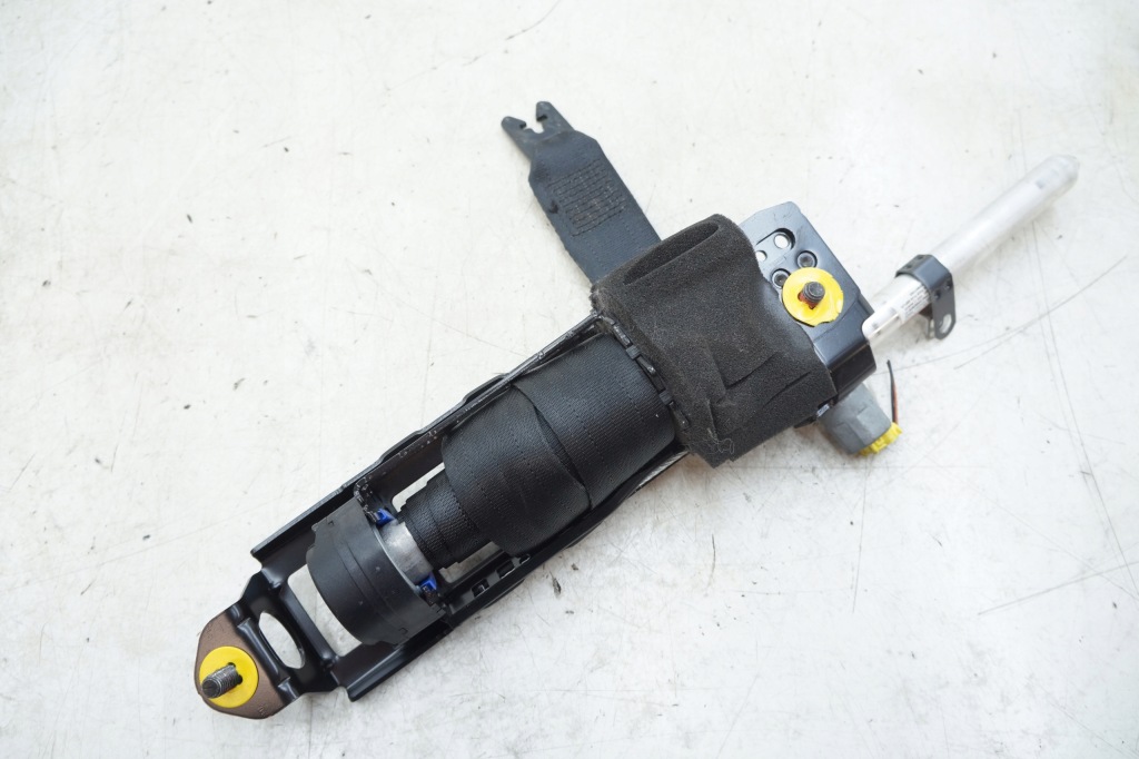 фото №1, Volvo s40 ii v50 pas безопасности левый перед передний 31351415