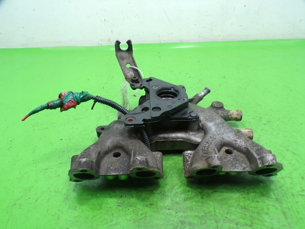 фото №1, Volkswagen polo ii 1.0 колектор всмоктуючий 030129713j