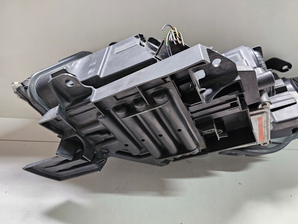 фото №11, Лампа перед передня права land rover discovery sport ксенон europa