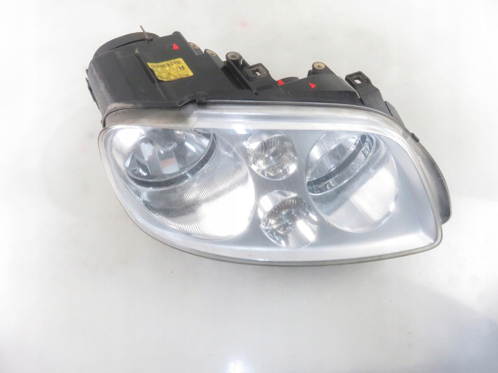 фото №7, Лампа права передня vw touran i 0301205202 1t0941006f