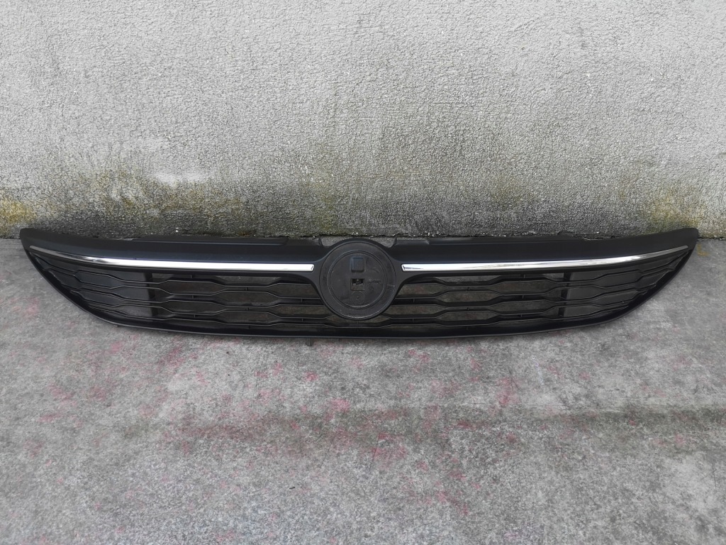 Купити Fiat doblo 2 ii рестайлінг  14- 2014- решітка радіатора решітка радіатора хром czarna