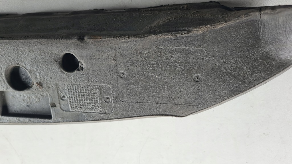 фото №8, Audi a3 8v 12-18r шумоізоляція шумоізоляція w крила праве 8v0821112c