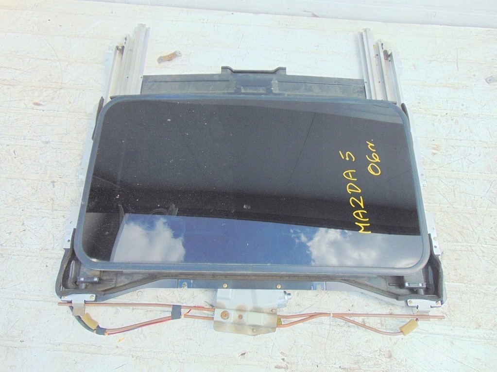 фото №10, Mazda 5 v 2.0 d 2006r люк