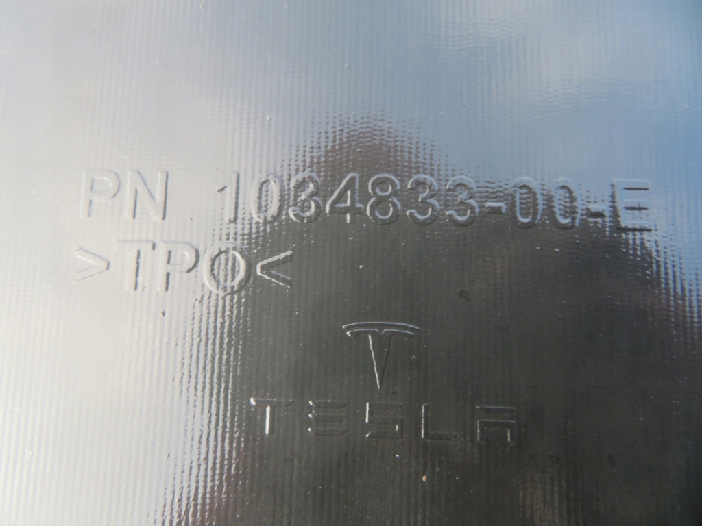 фото №13, Tesla x накладка бампера спойлер плита перед 1034833-00-e