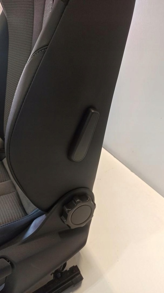 фото №8, Skoda enyaq сидіння заднє сидіння