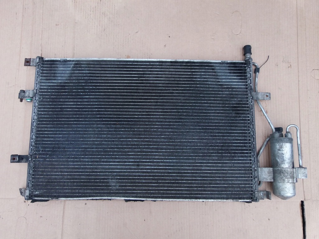 фото №7, Радиатор кондиционера 31101102 volvo v70 ii kombi 2,4 turbo benz