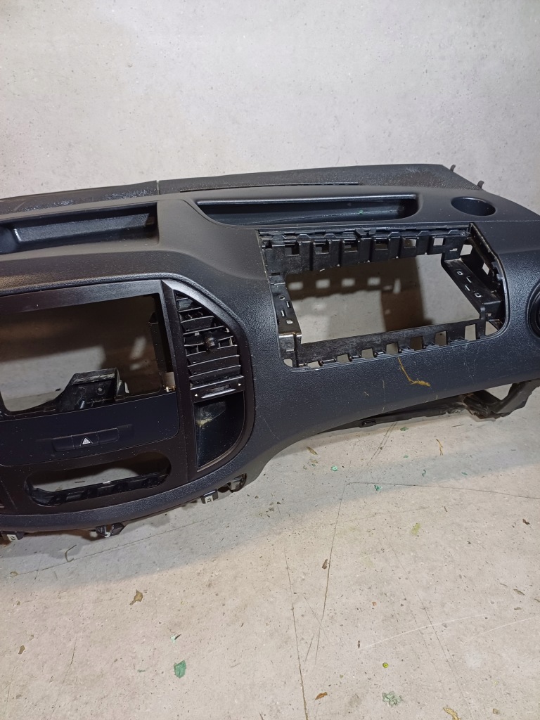 фото №4, Консоль mercedes vito w447