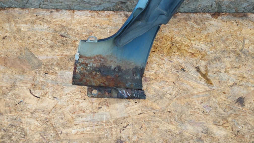 Крыло  левое  водителя fiat stilo 5d Киев