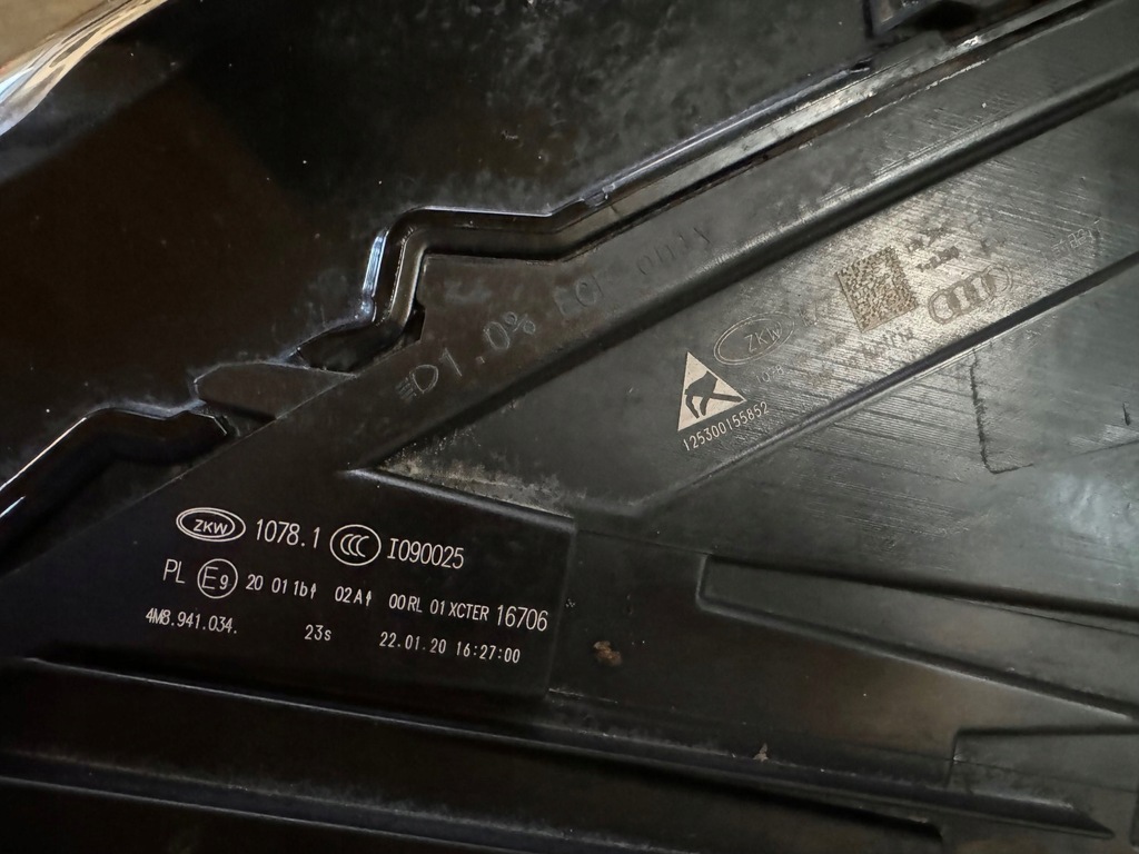 фото №9, Audi q8 full led ліва права лампа