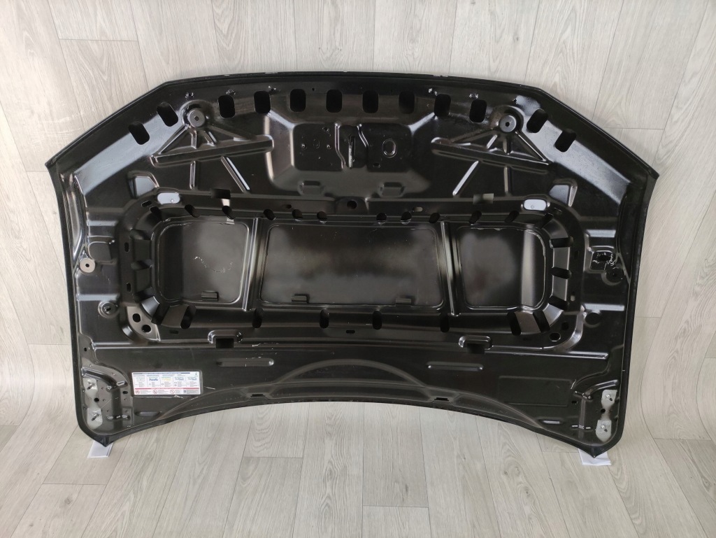 Jeep avenger капот крышка двигателя 22- Цена