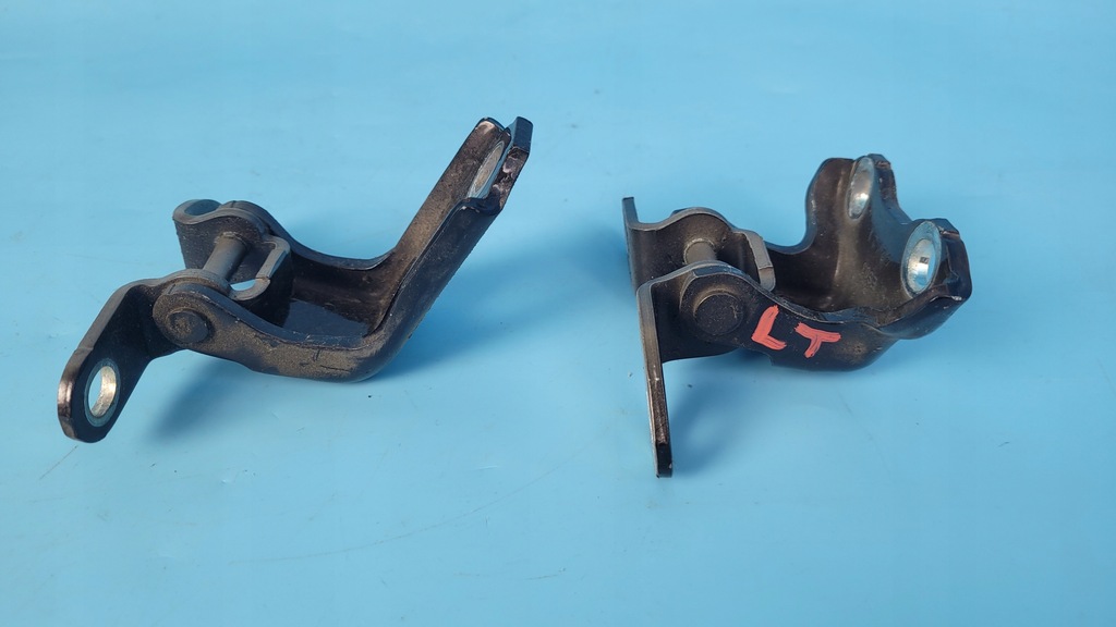 фото №5, Suzuki swace corolla e21 21r петли дверь левый задняя комплект 4w9