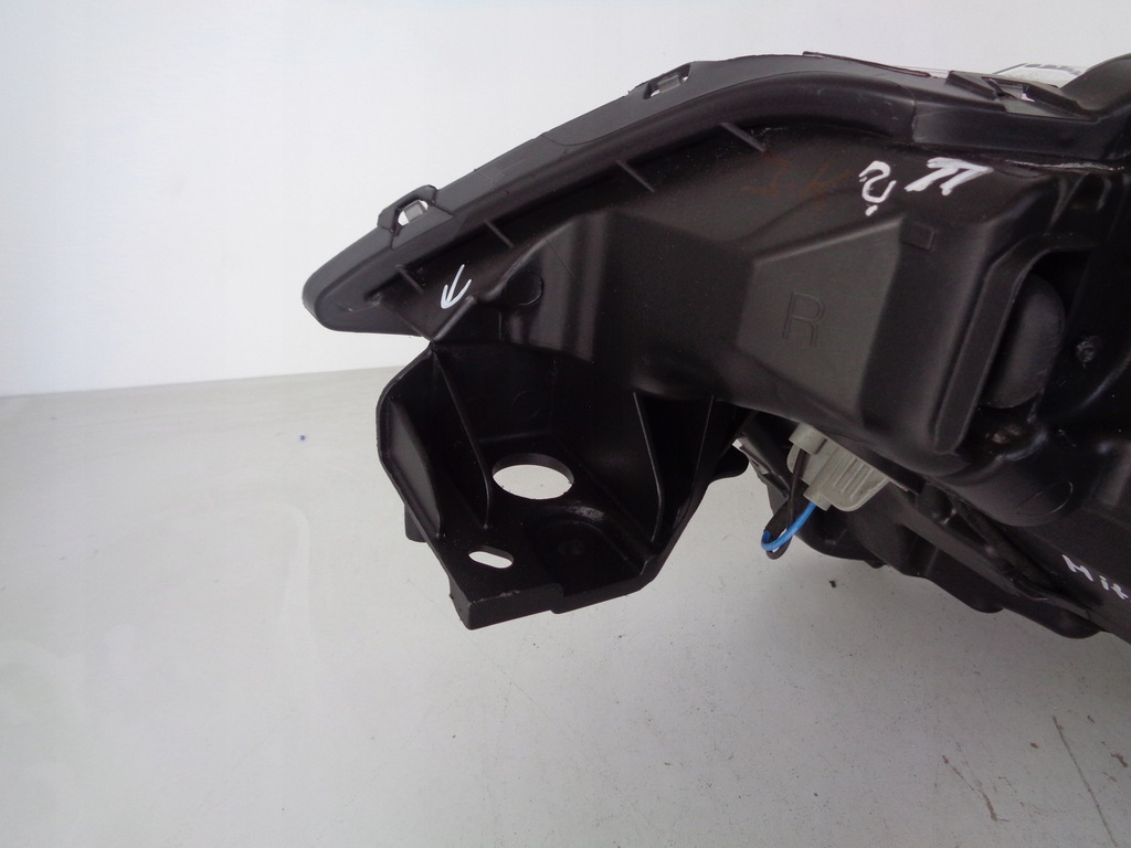 фото №8, Лампа права фара mitsubishi outlander iii 15- lift led