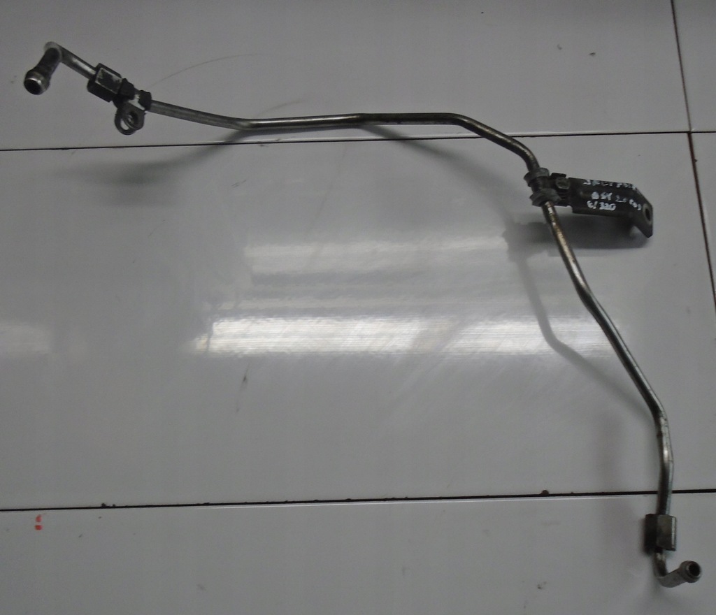 фото №1, Mitsubishi outlander 2.0crd трубка оливи турбіни