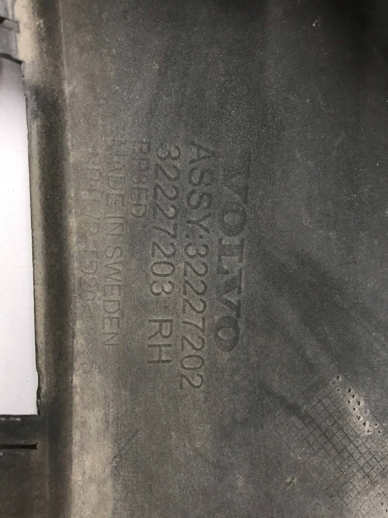 фото №11, Молдинг накладка крила права перед volvo v90 cross country 32227203