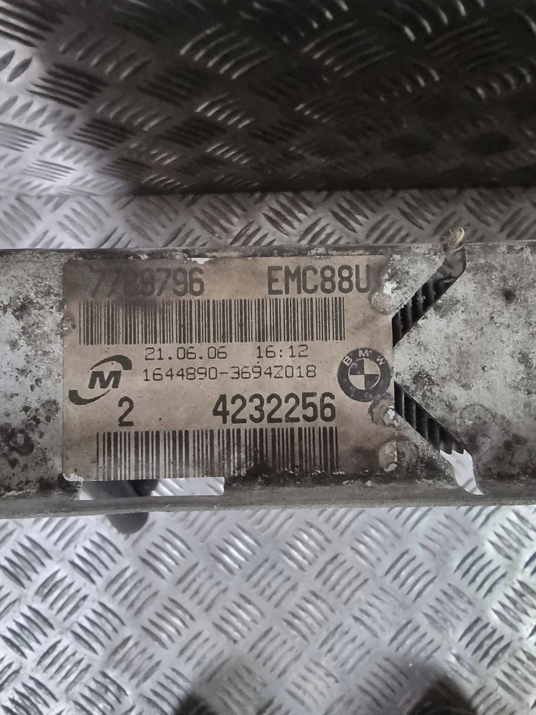 фото №7, Bmw 3 e90 e91 2006 радіатор