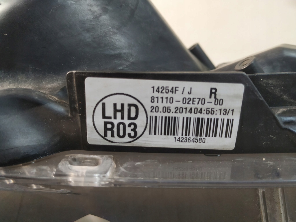 фото №15, Toyota corolla e18 13-16 фара правый лампа перед правая 81110-02e70-00