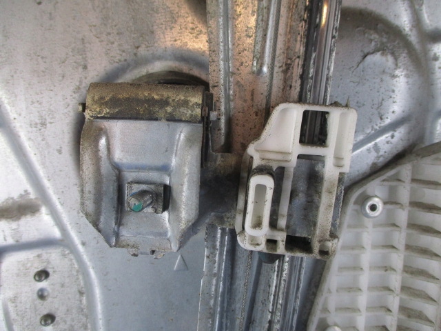 фото №7, Kia carens iii подъемник стекло перед левый elektr