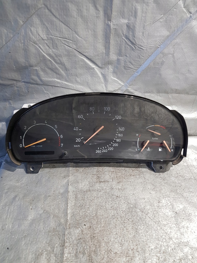 Купить Saab 95 9-5 aero 2.3 turbo счетчик приборы