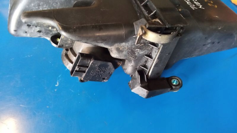 фото №5, Корпус фильтра воздуха yaris i 1,0 22020-23010