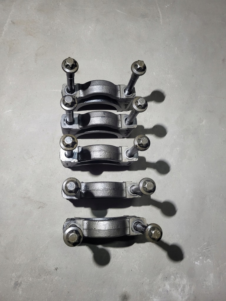 фото №1, Опора опора вала двигатель scania r 1318157