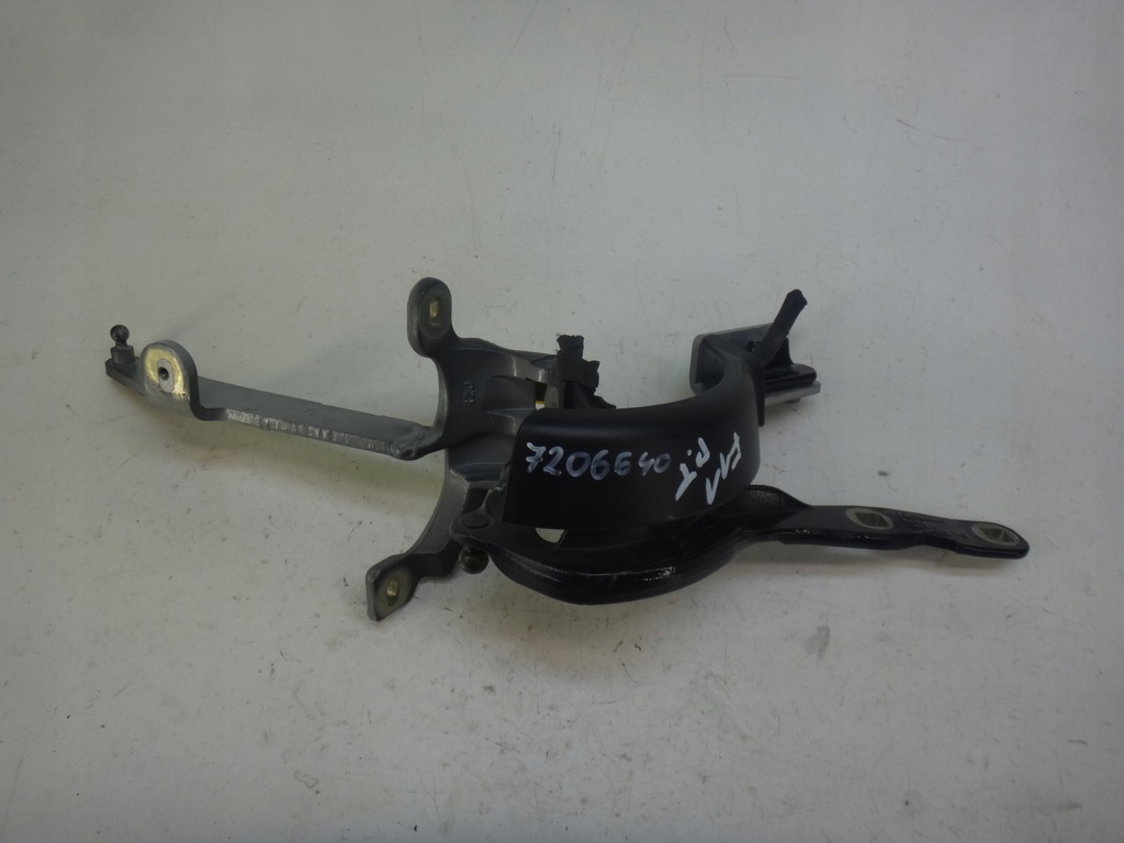 фото №1, Правый петля крышки багажника bmw f11