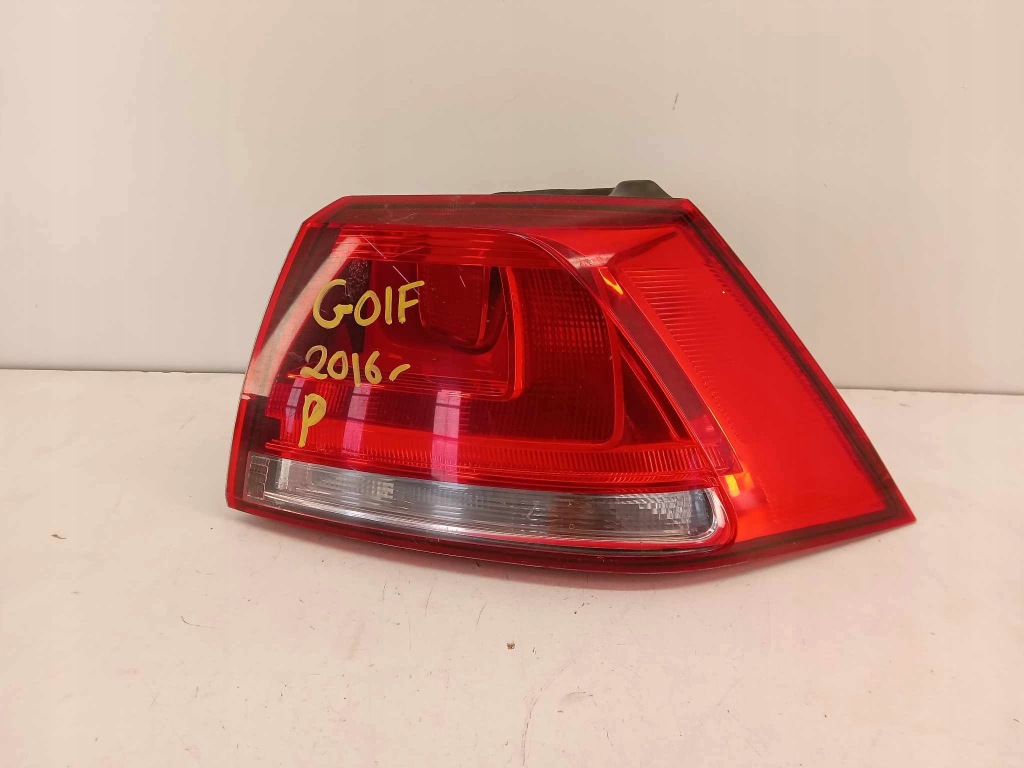 фото №1, Лампа правая задняя vw golf vii 12-20