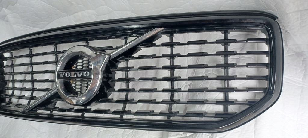 фото №4, Решітка радіатора решітка радіатора volvo xc40 r-design 17r- 31457346