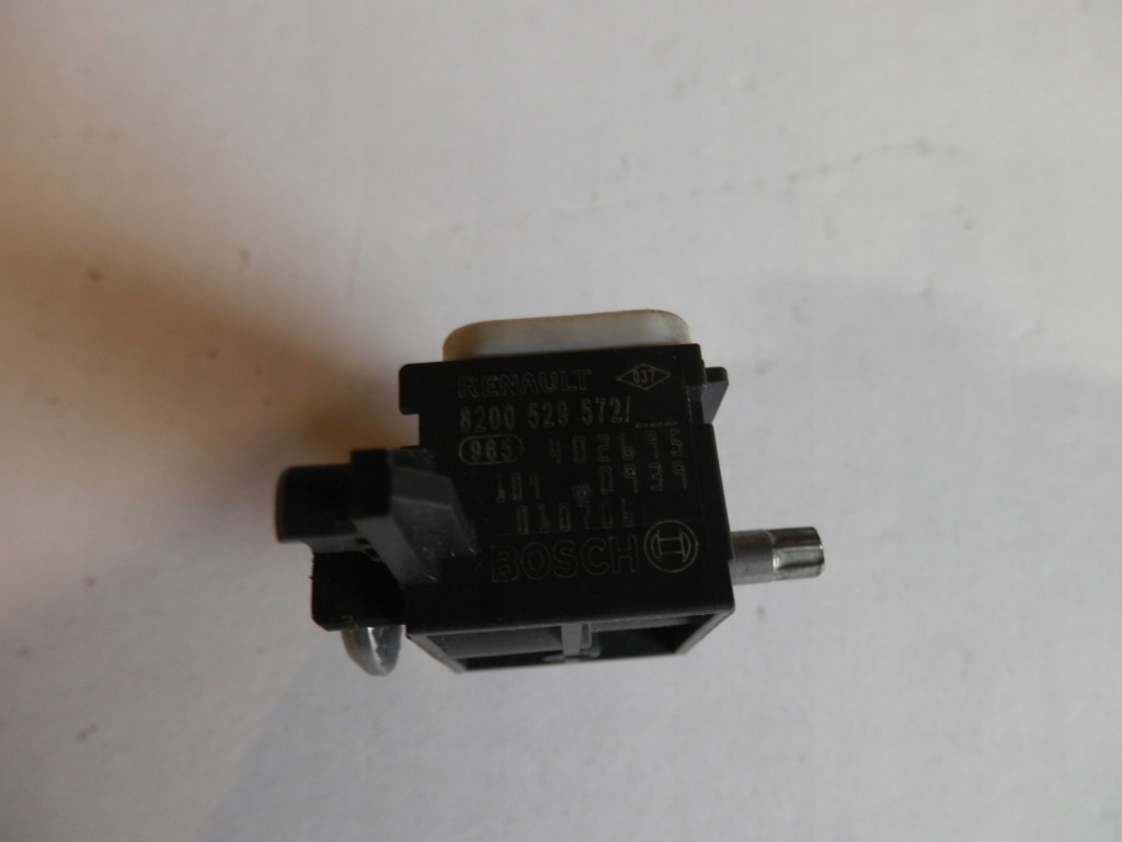 фото №1, Renault clio ii датчик удара 8200529572