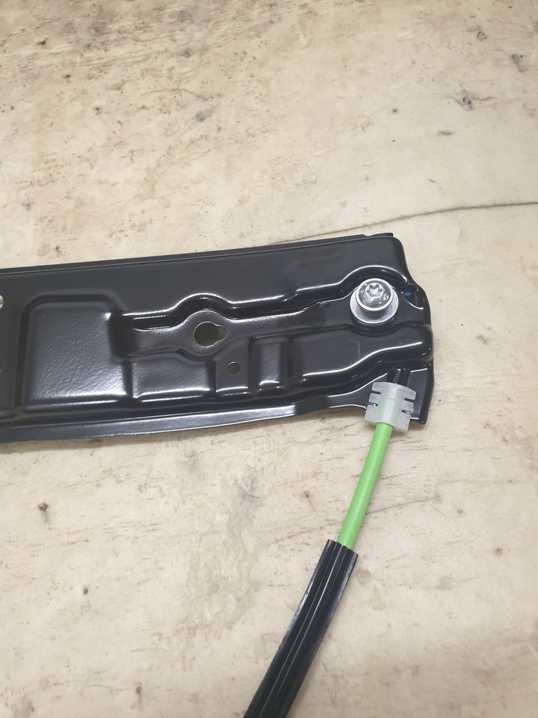 фото №7, Jaguar f-pace подъемник стекло левый задняя hk8327001af