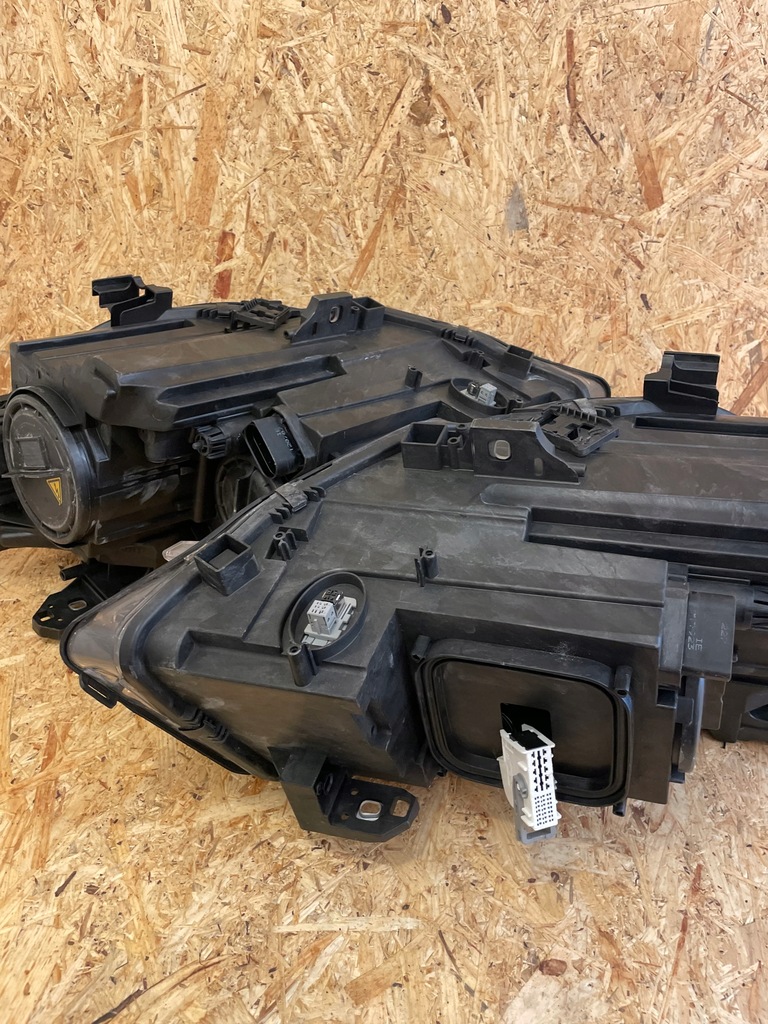 фото №14, Лампа правая левая поворотная bi ксенон поворотный amg mercedes cla w 117 !