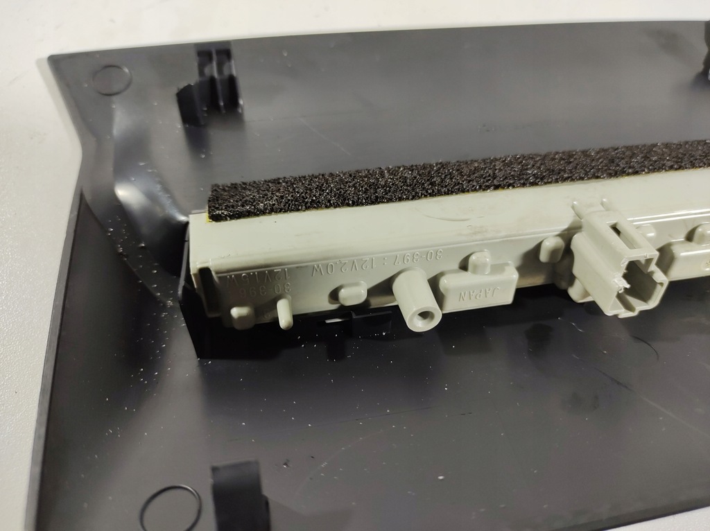 фото №5, Lexus is300h 13r свет стоп-сигнал