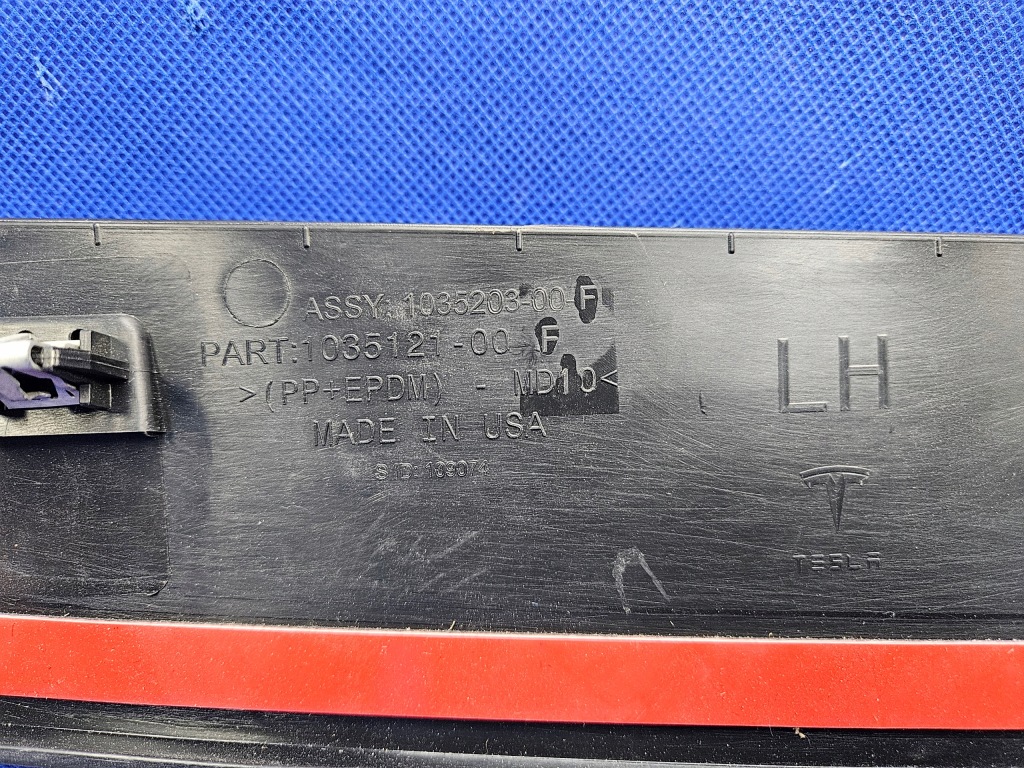 фото №8, Tesla model x молдинг дверь левый задняя задняя левая 1035121-00-f