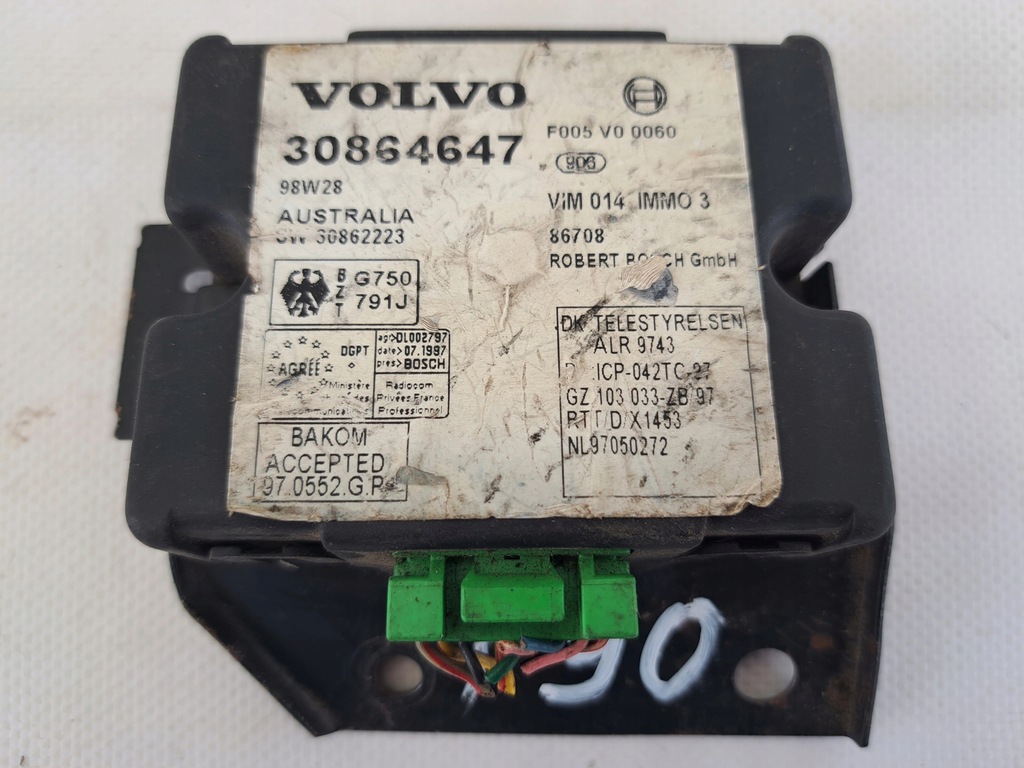 фото №1, Volvo v40 s40 30864647 модуль иммобилайзер