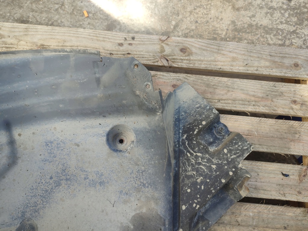 фото №6, Подкрылок перед передние левая mercedes w204 07- a2046981330 a2046981130