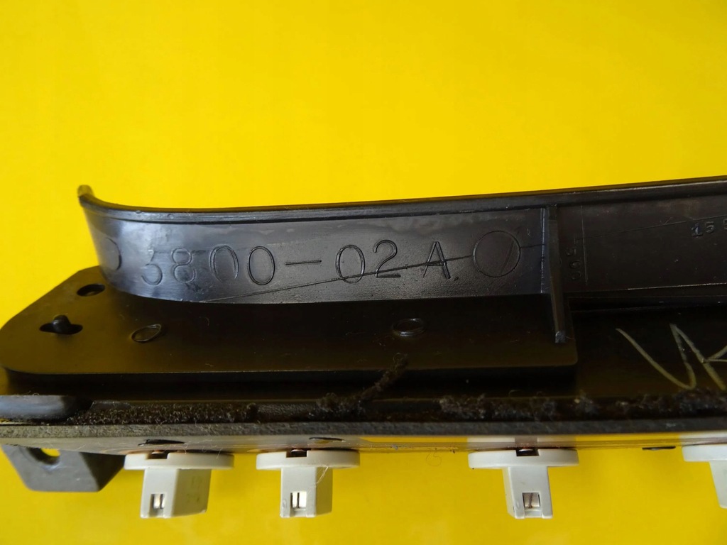 фото №6, Дисплей часы chrysler voyager 380001b nr909