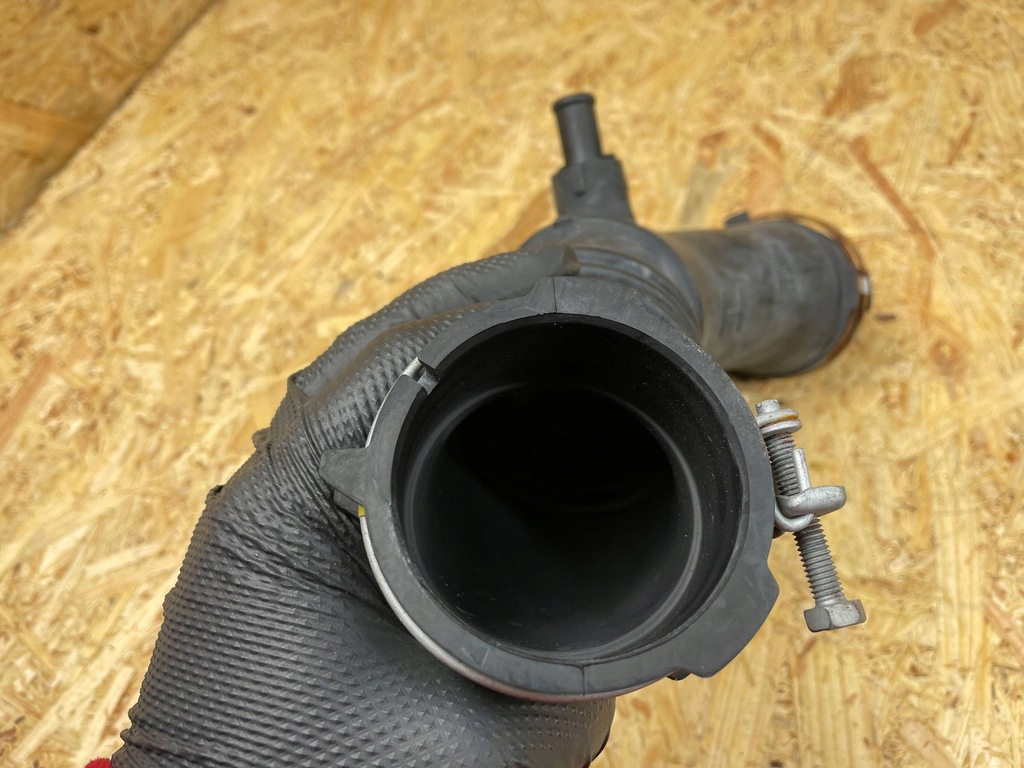 фото №9, Труба шланг канал повітря lexus ux 250h 17880-24040 2018-