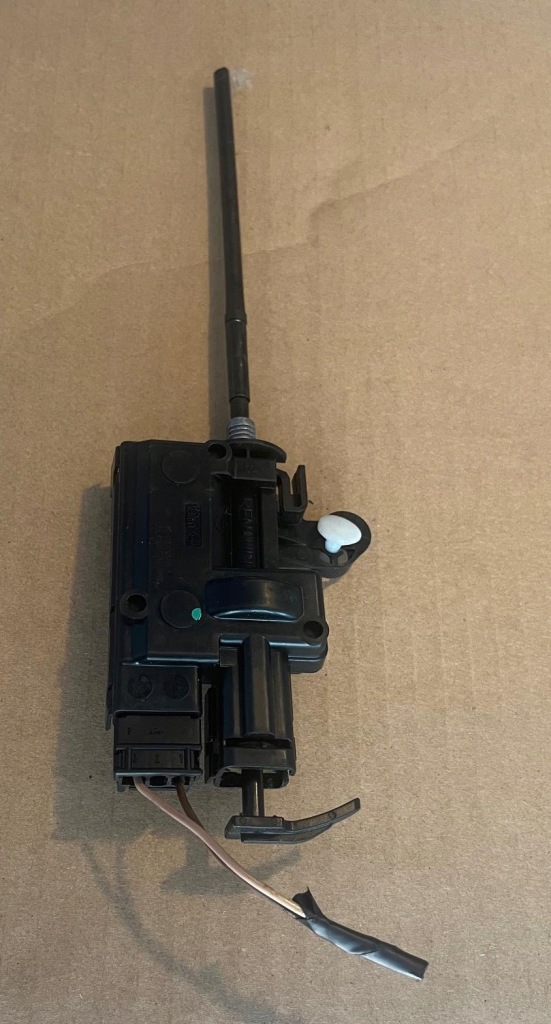 фото №3, Привід кришка заливної пального renault scenic iv clio iv 788262843r