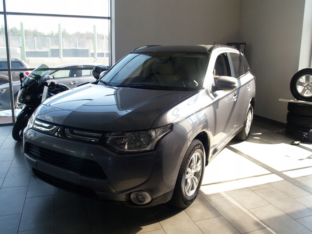 фото №11, Молдинг na бампер mitsubishi outlander iii 2012-