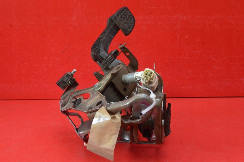 фото №4, Педаль педали сцепление тормоз toyota yaris 3 iii 10-14