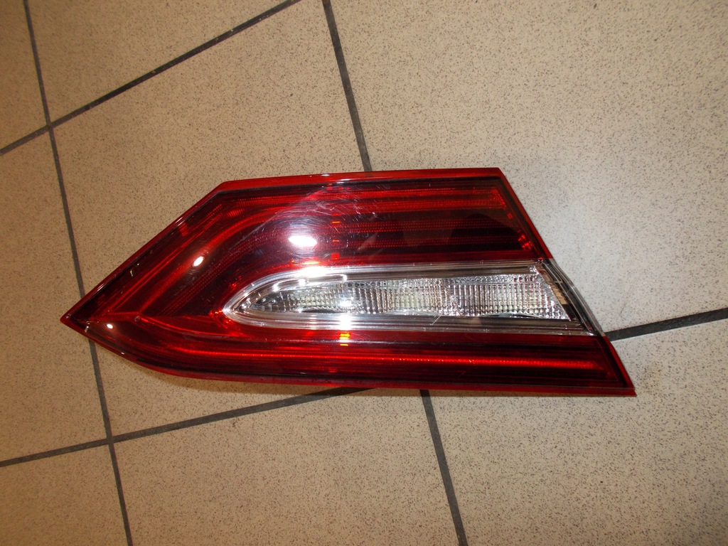 фото №1, Лампа задня ліва toyota camry viii xv70 20r