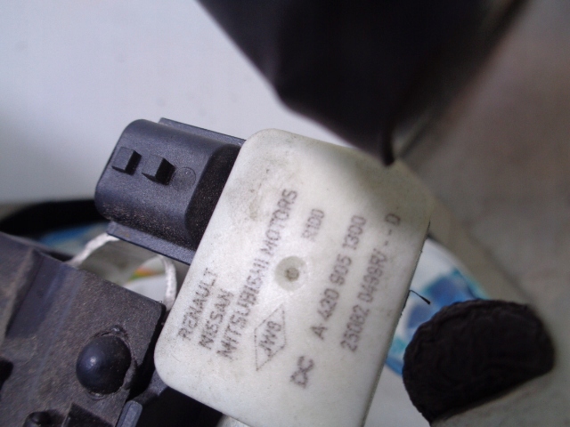 фото №4, Клема мінус renault clio v 1.5 dci 19-